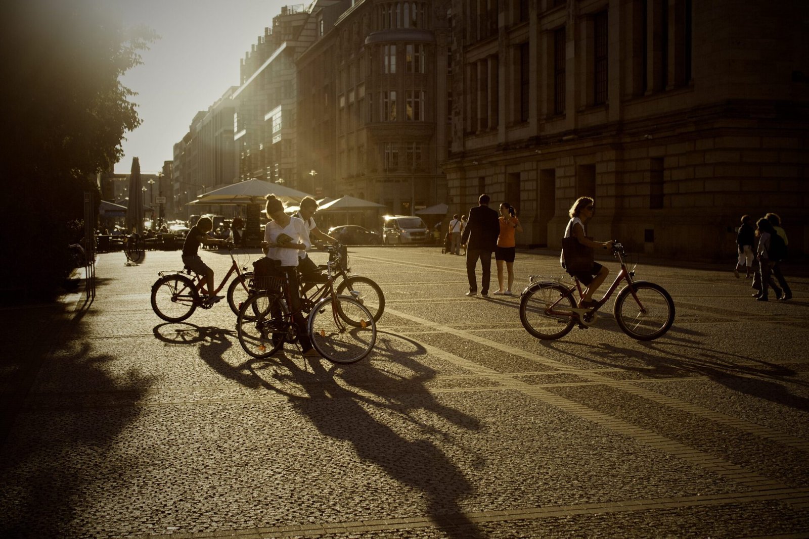 bicicletas y peatones