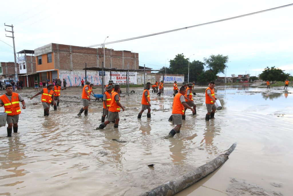 recogiendo agua